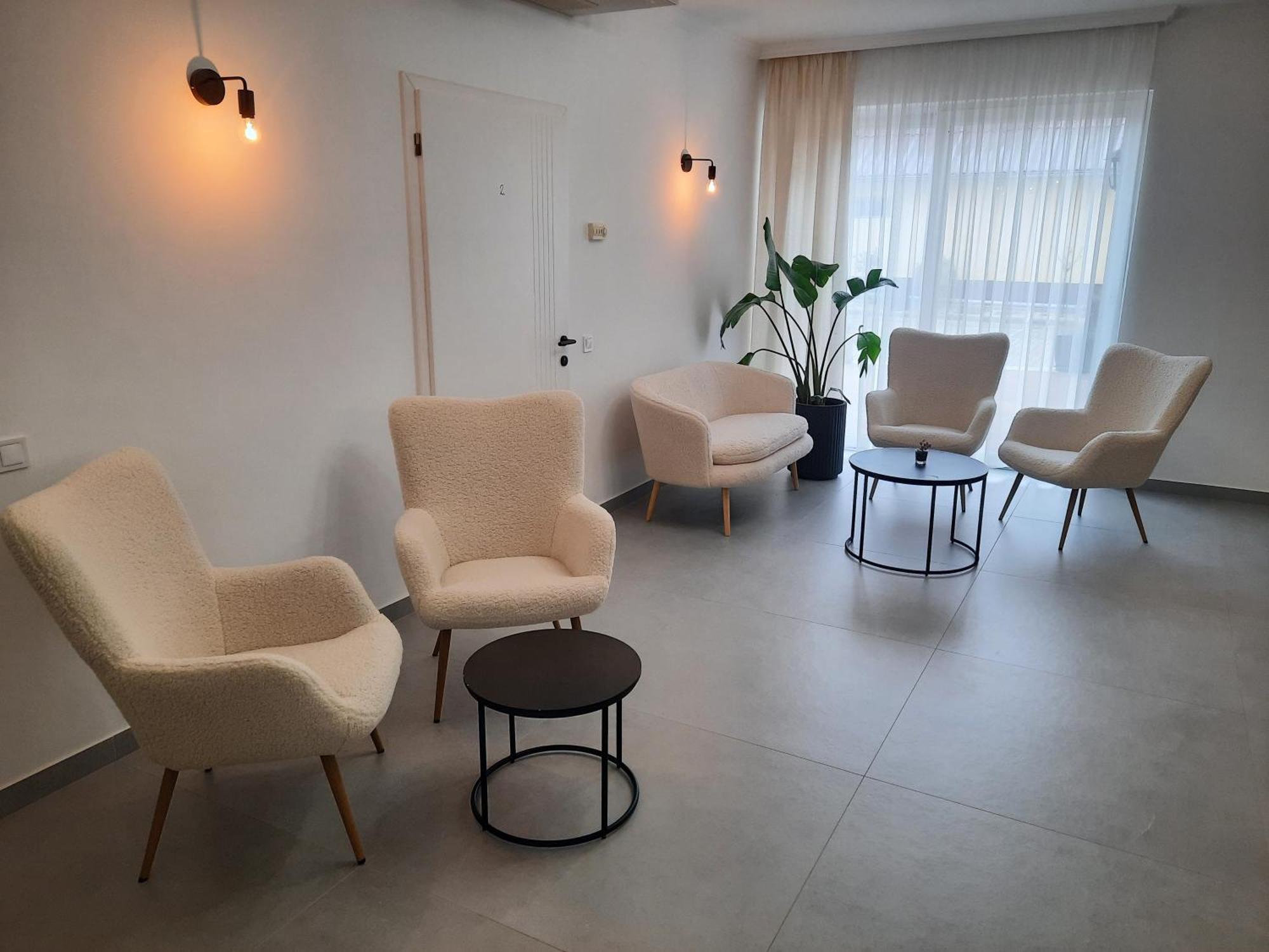 Termál Panzió Hotel Hajdúnánás Exterior foto