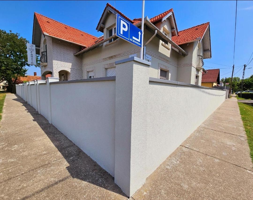 Termál Panzió Hotel Hajdúnánás Exterior foto
